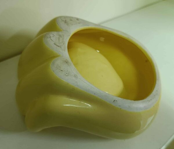 Vide poche main en céramique jaune / coupelle / cendrier