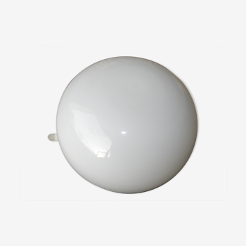 Luminaire plafonnier globe rond en verre blanc vintage