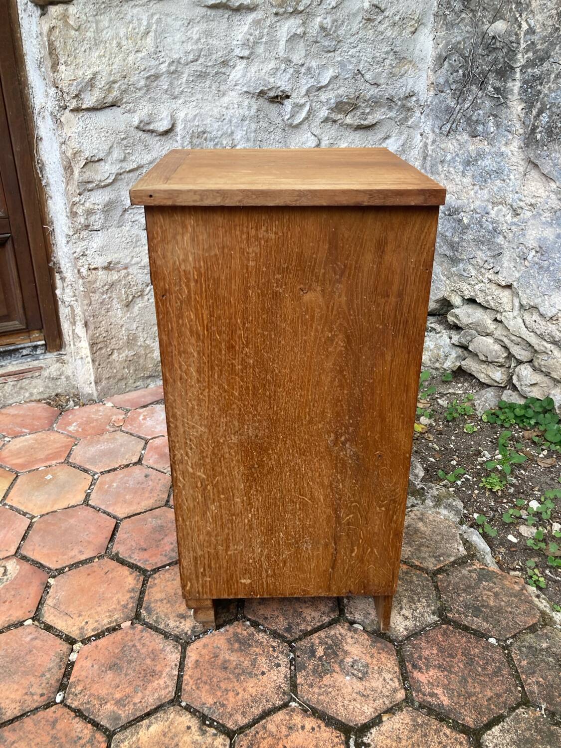 Meuble de rangement ancien
