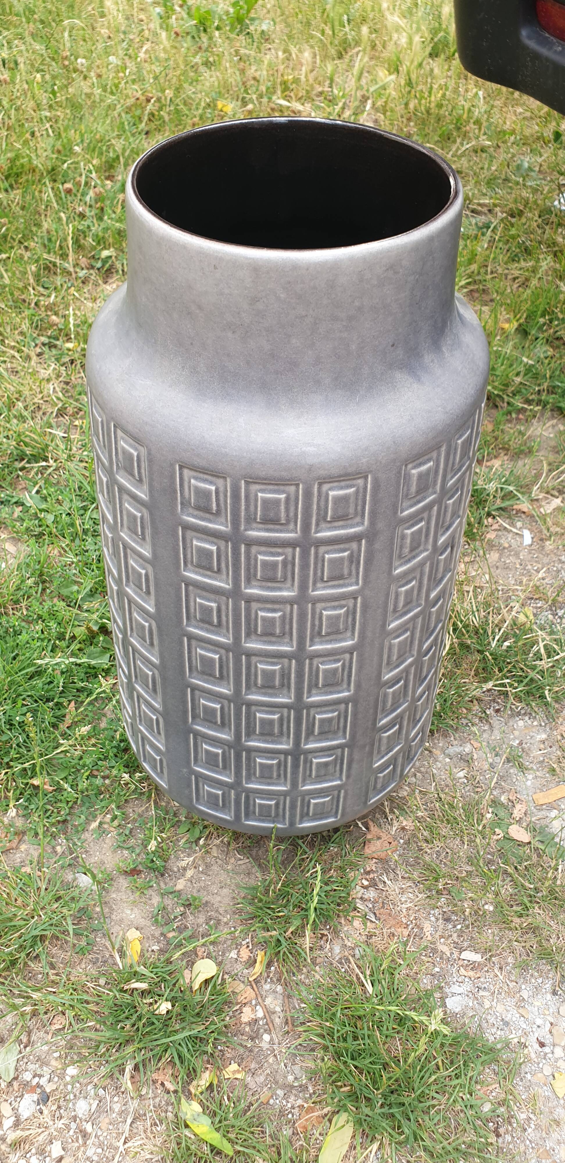 Seventies Sheurick vase