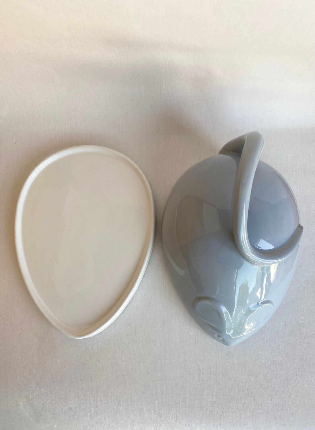 Cloche à fromage et son plateau