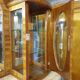 Buffet vitrine art déco en merisier et zebrano