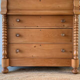 Commode / tiroirs anciens en pin
