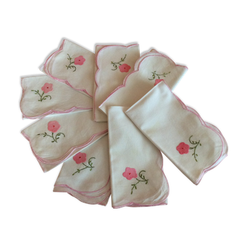 Old tablecloth service towels