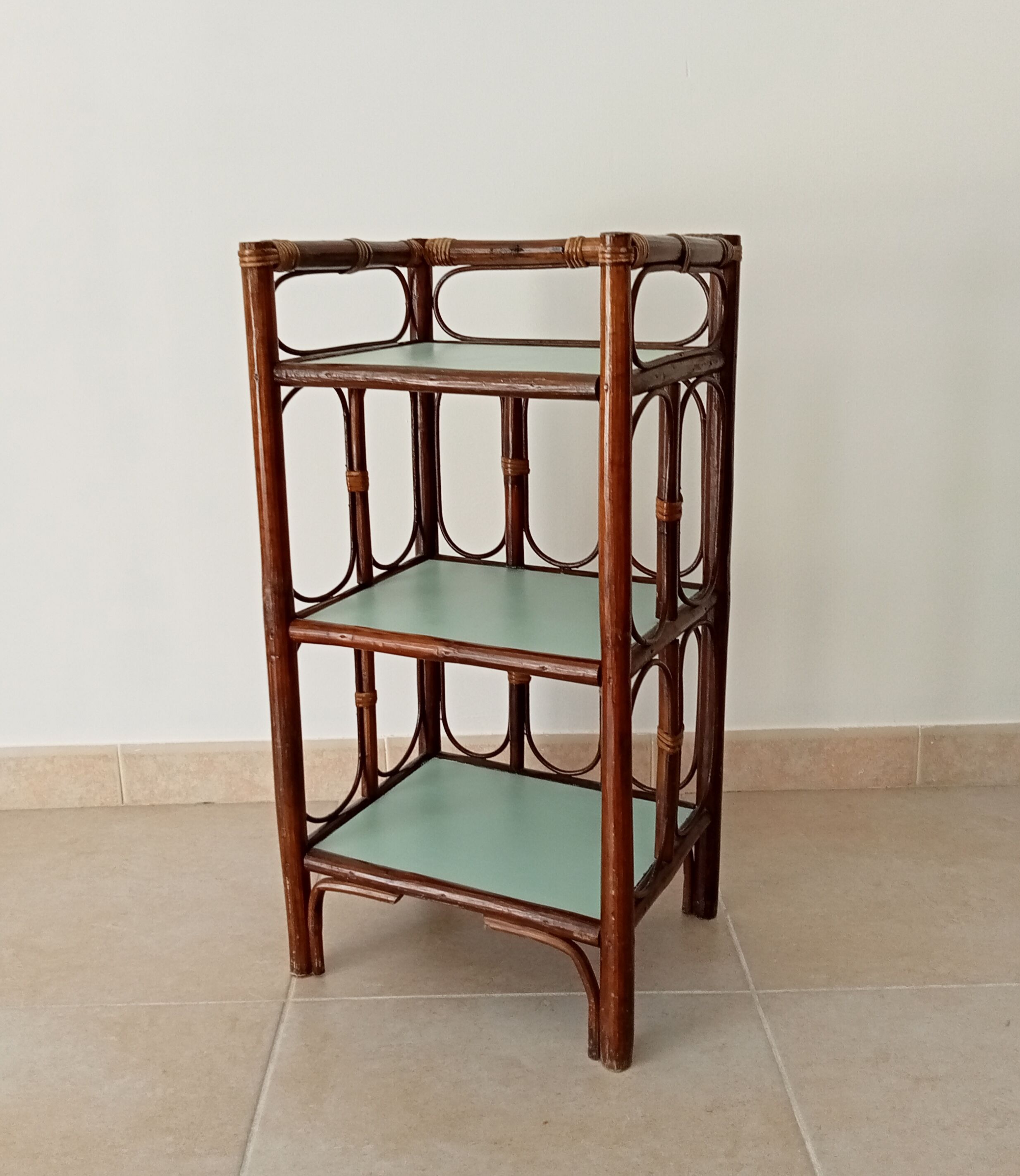 Vintage stand shelf in bamboo and rattan