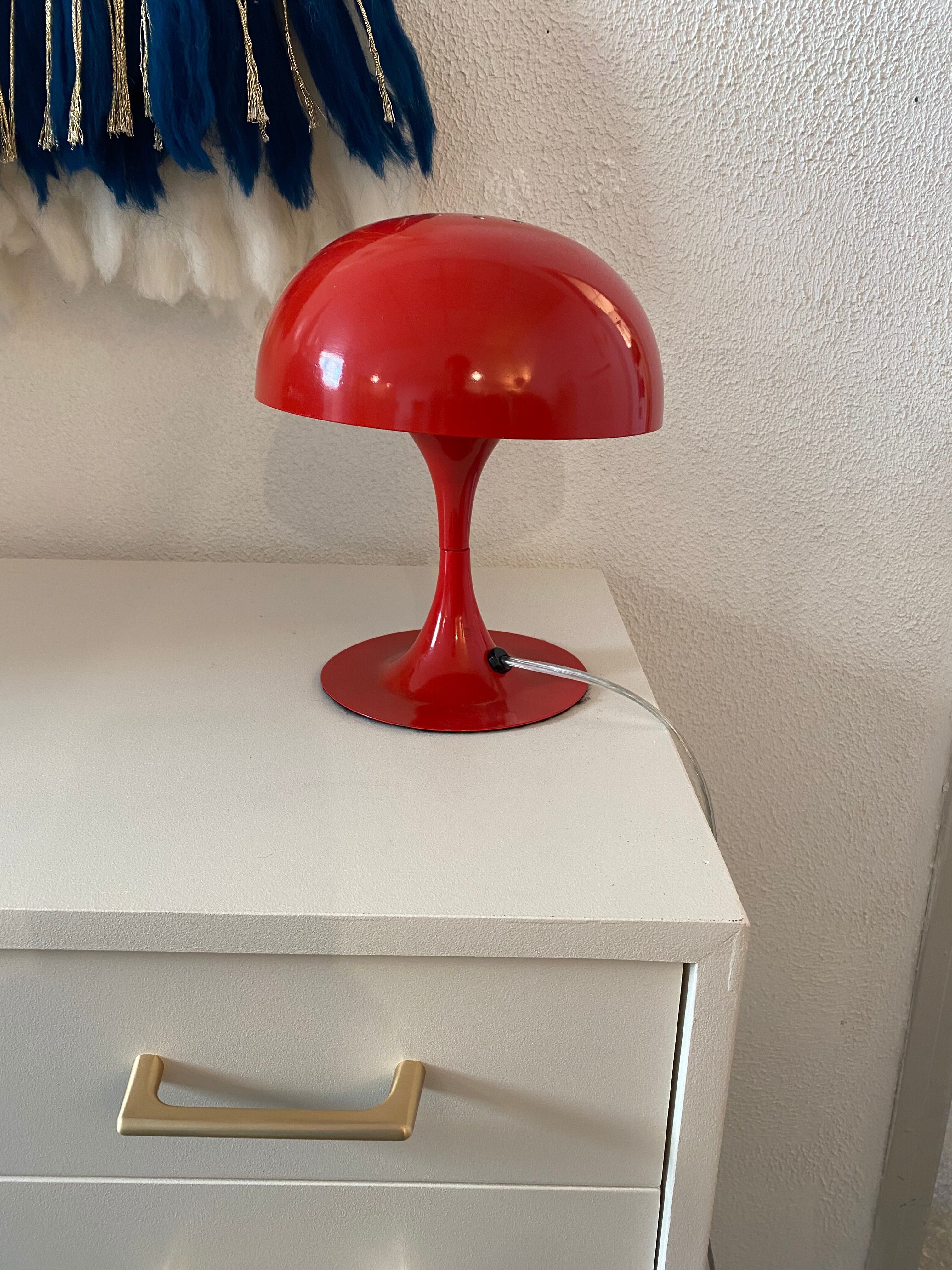 Red metal mushroom lamp