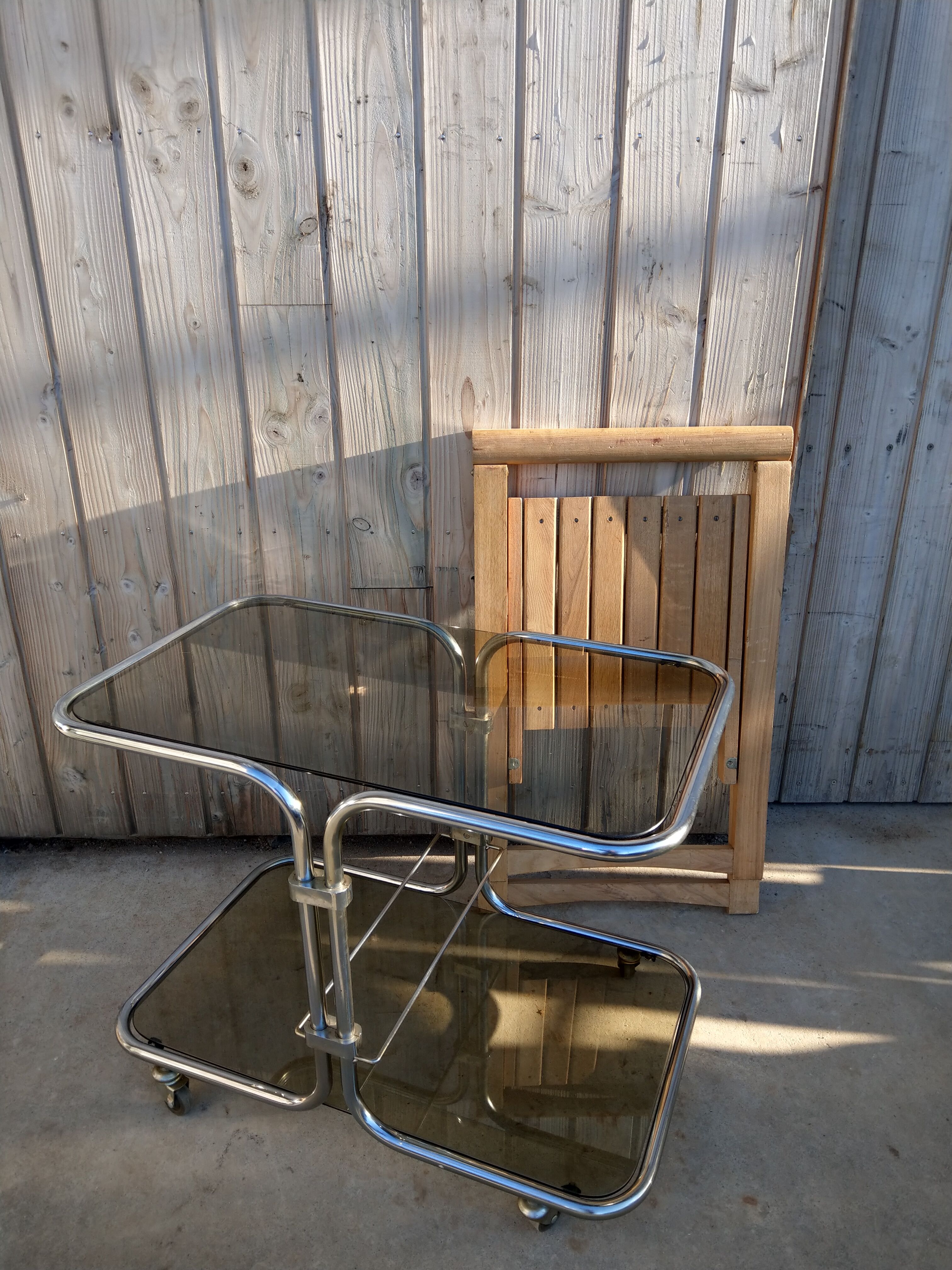 Serving table 70s