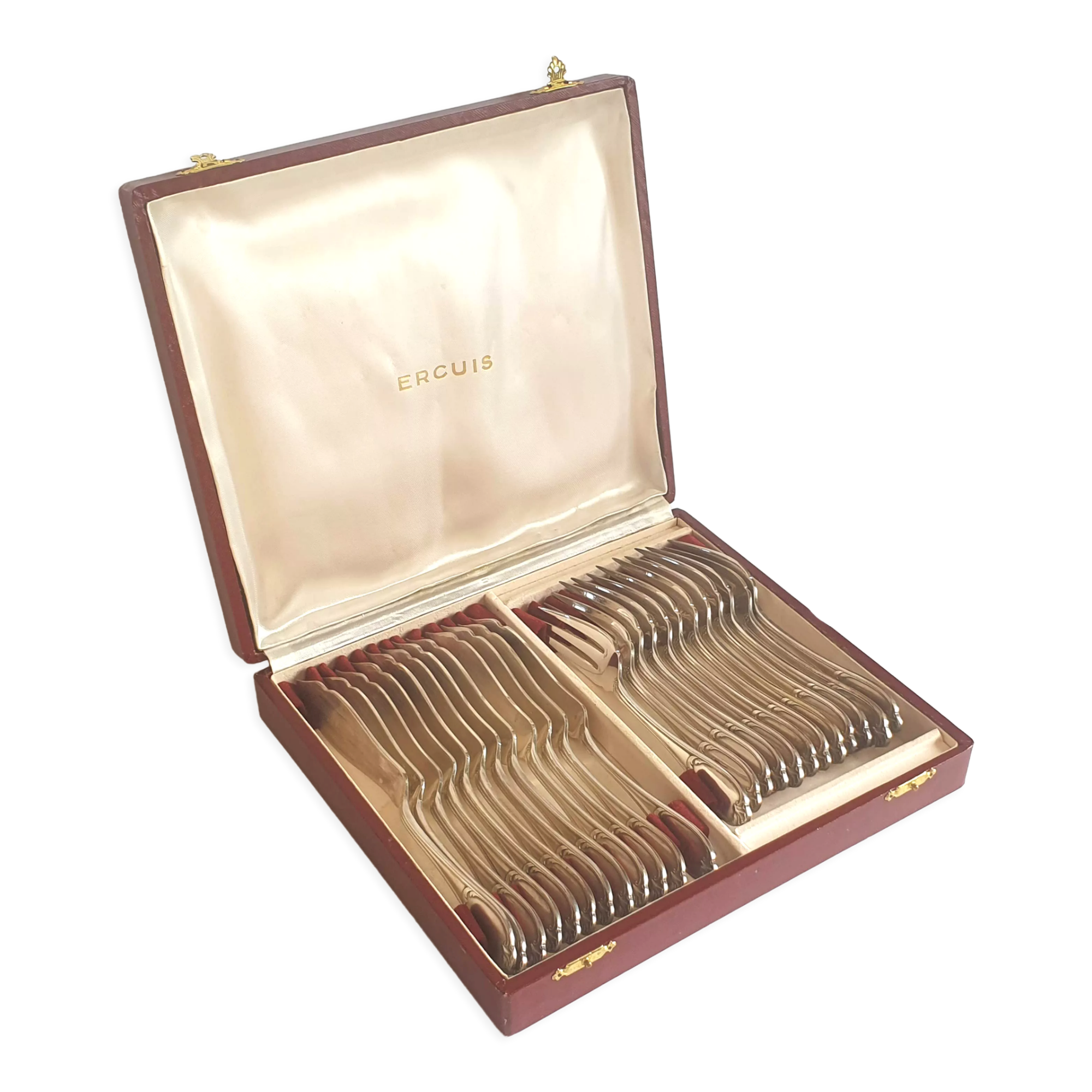 Fish set in silver metal Ercuis