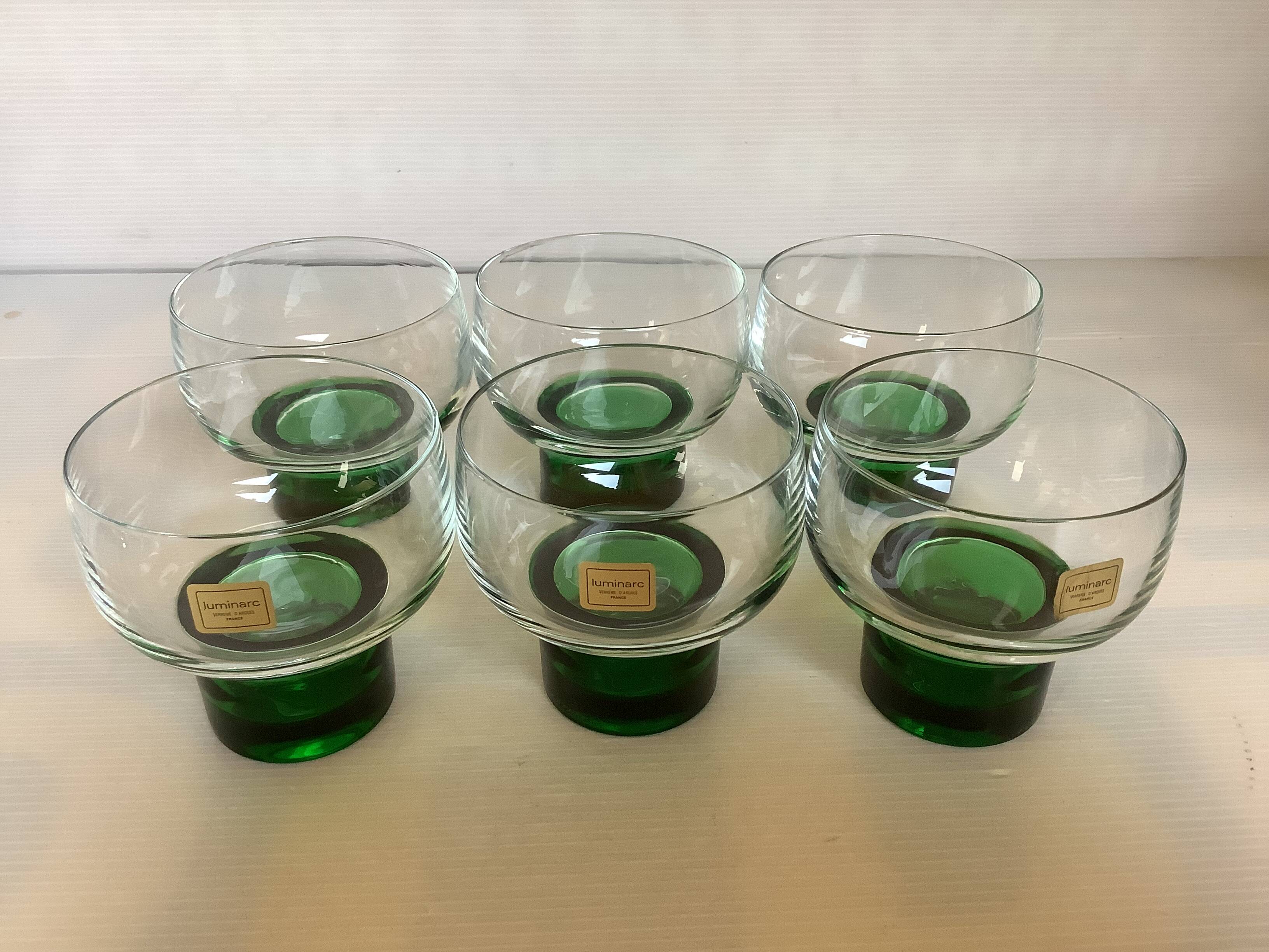 Six green footed Space Age glasses Luminarc.