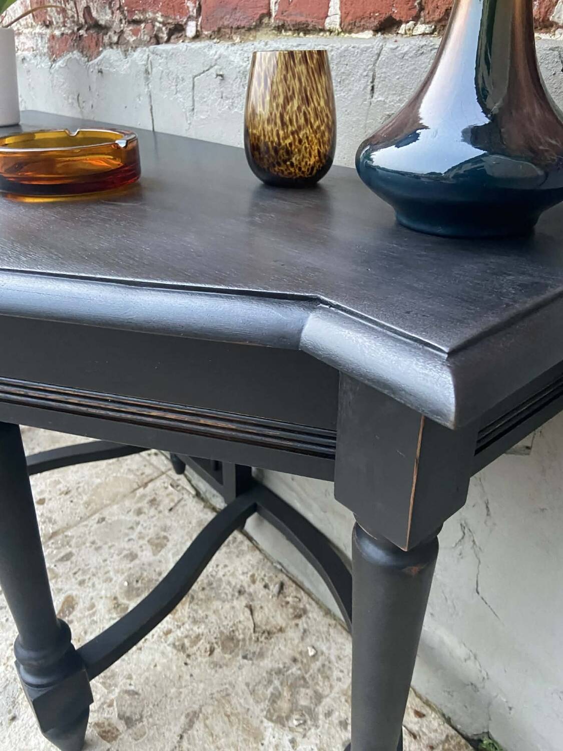 Black wooden console