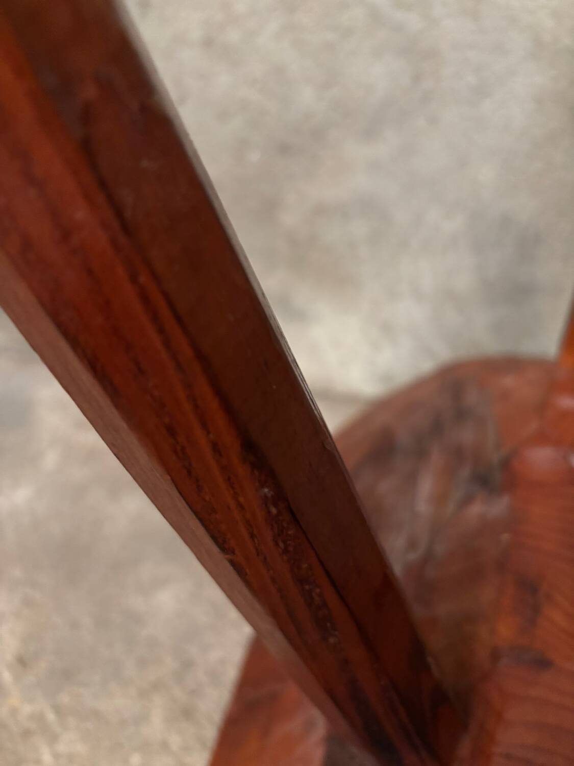 Brutalist stool solid oak Mobichalet type