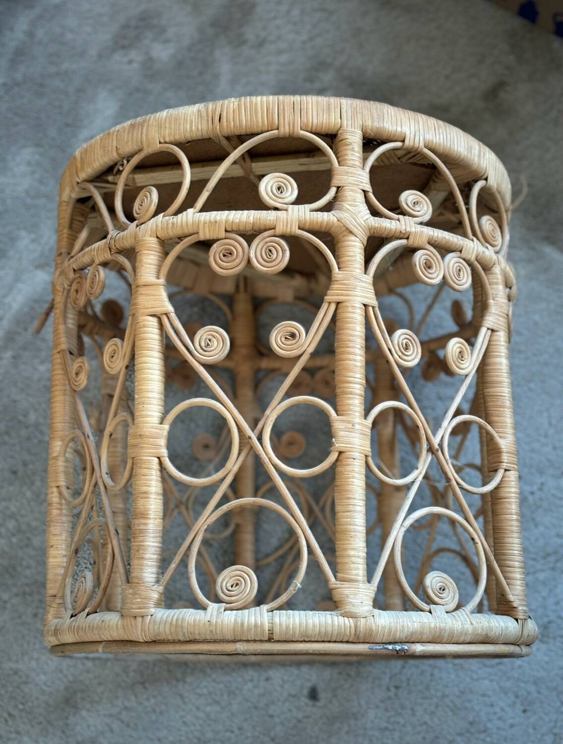 Table d’appoint Peacock