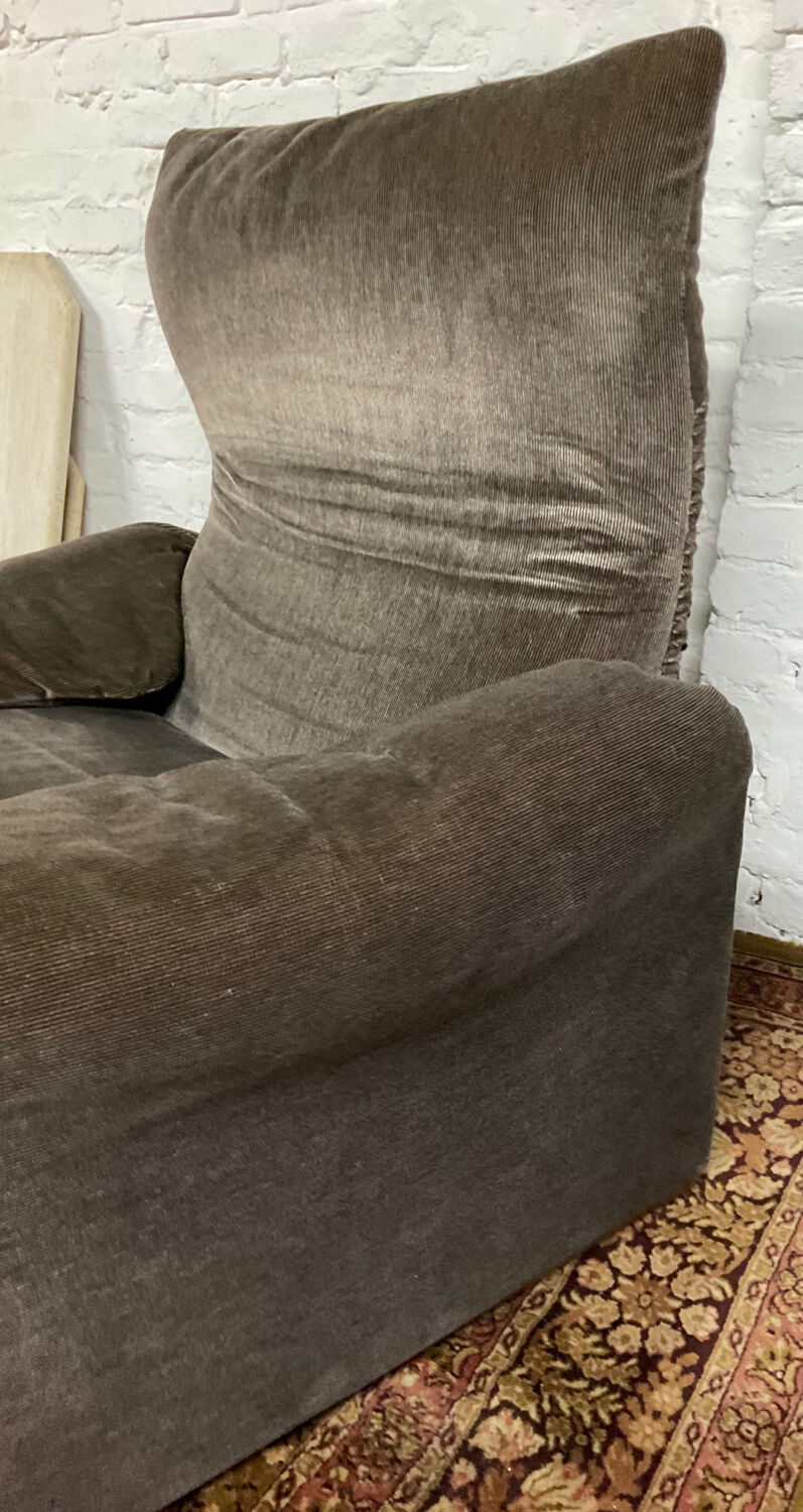 Maralunga armchair and Ottoman by Vico Magistretti 70s