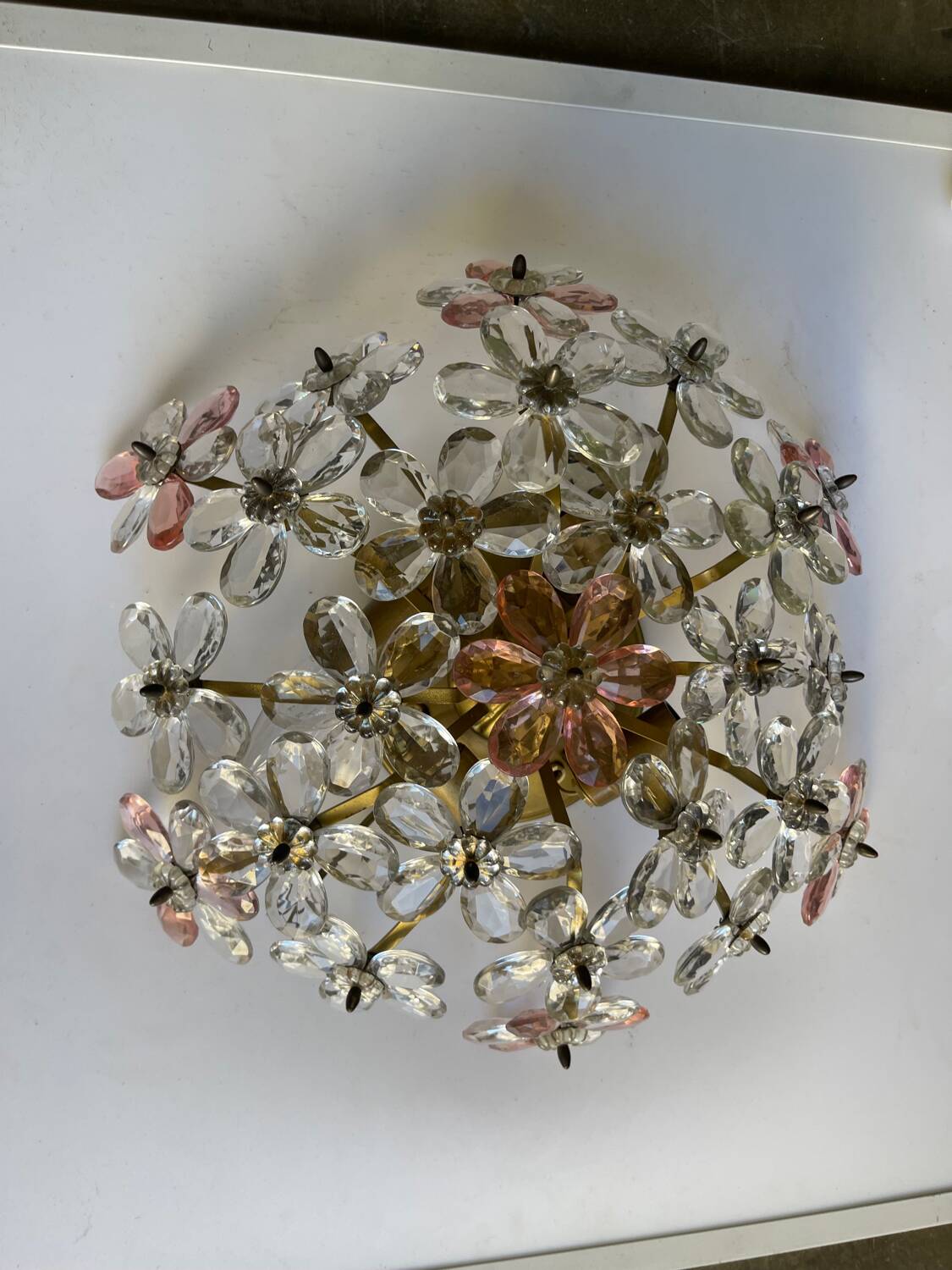 Plafonnier en verre de Murano à motif floral rose des années 1970