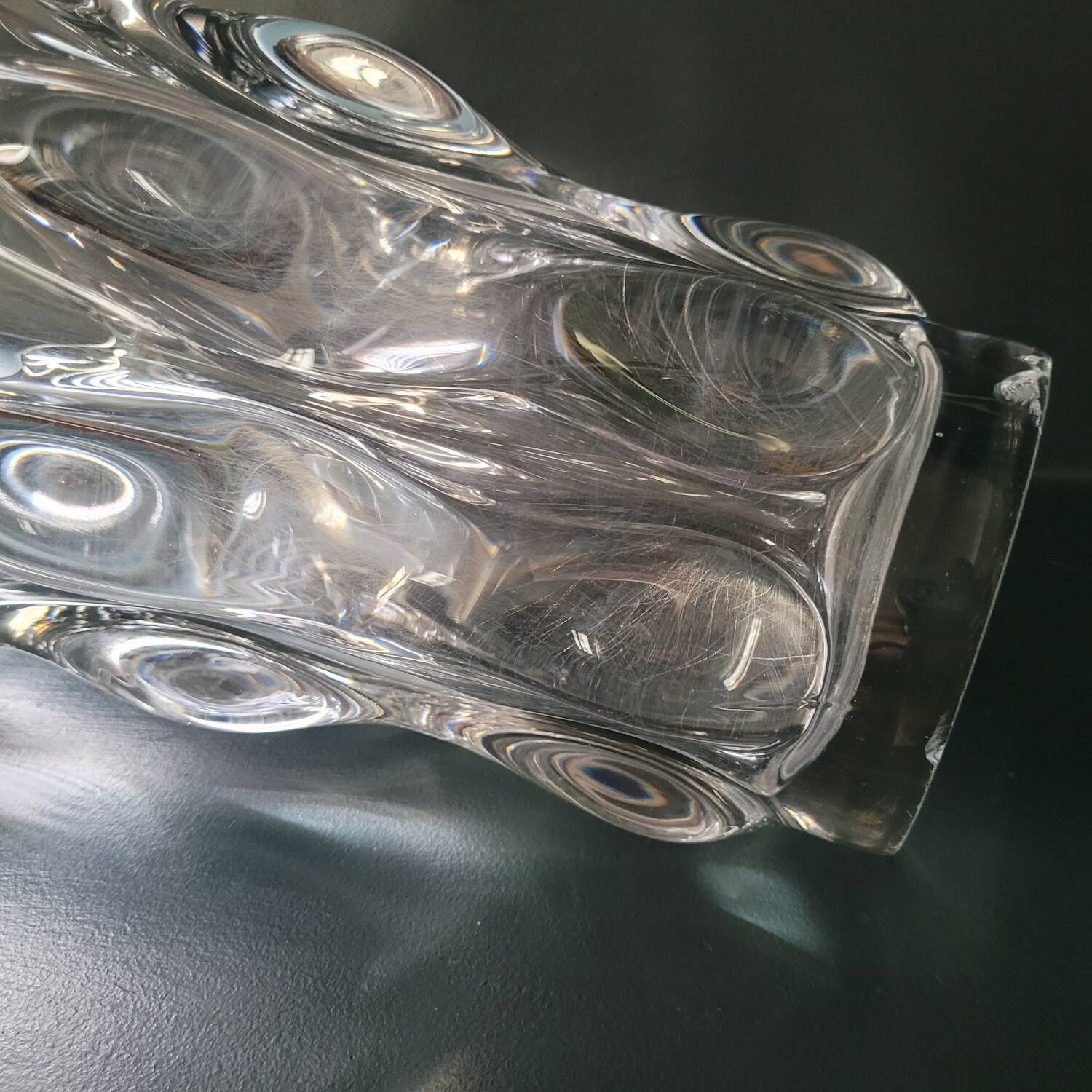 "Head of Giraffe" vase in Vannes Le Châtel crystal