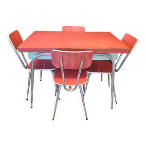 table et chaises de cuisine