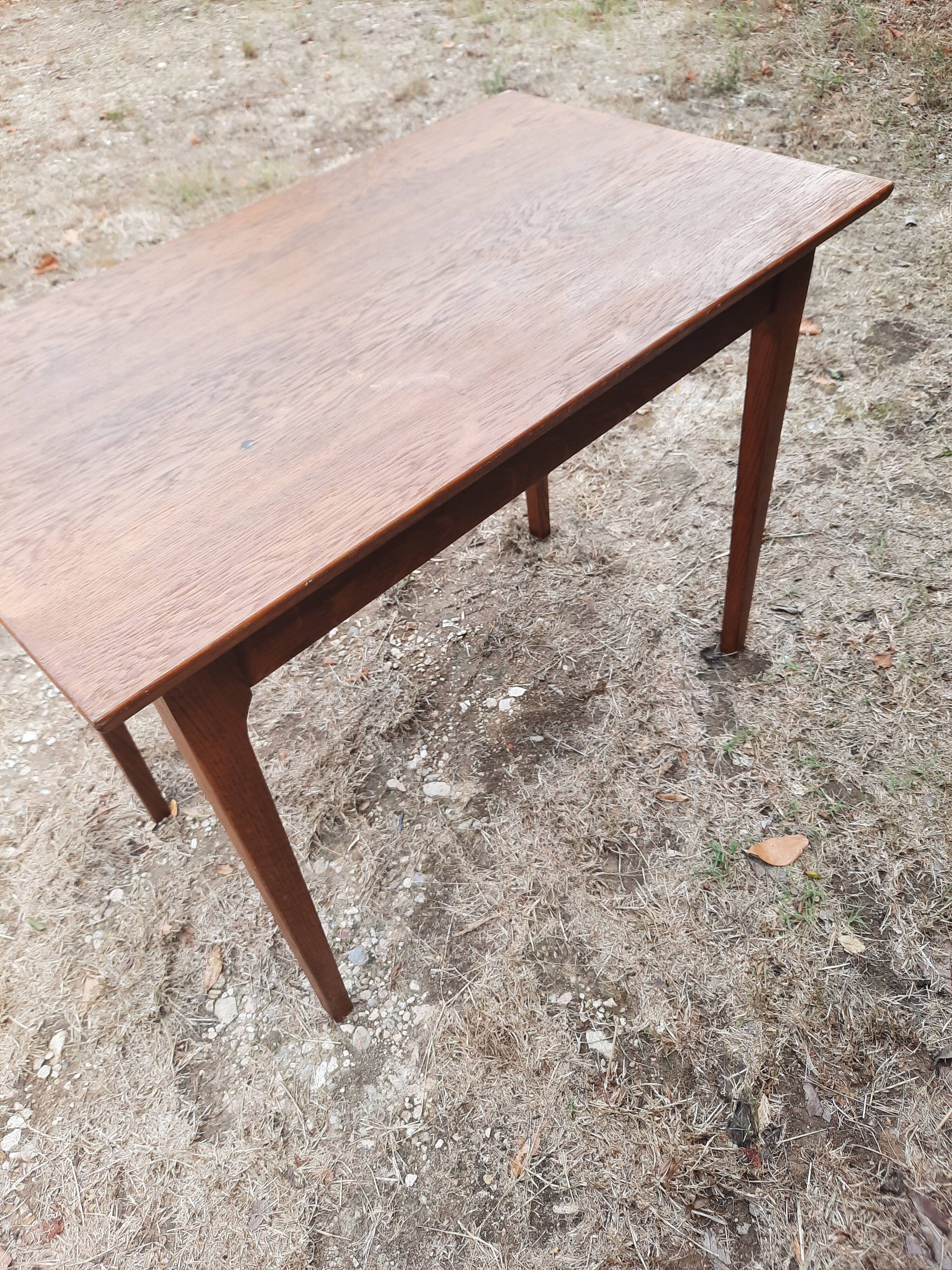 Table à écrire/table d'appoint