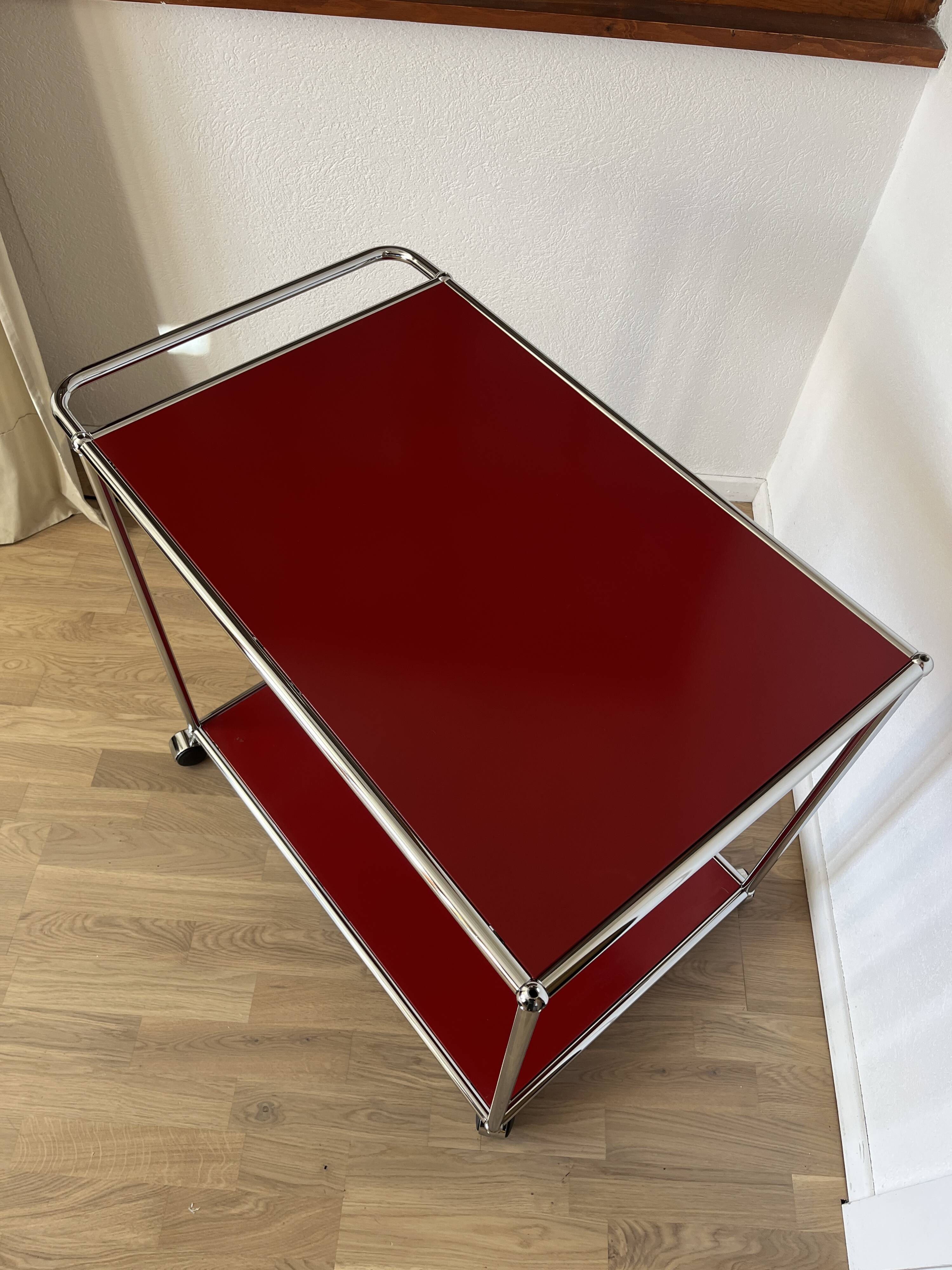 USM Haller Serving Trolley in Ruby Red
