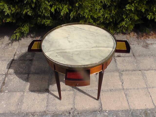 Hot water bottle table