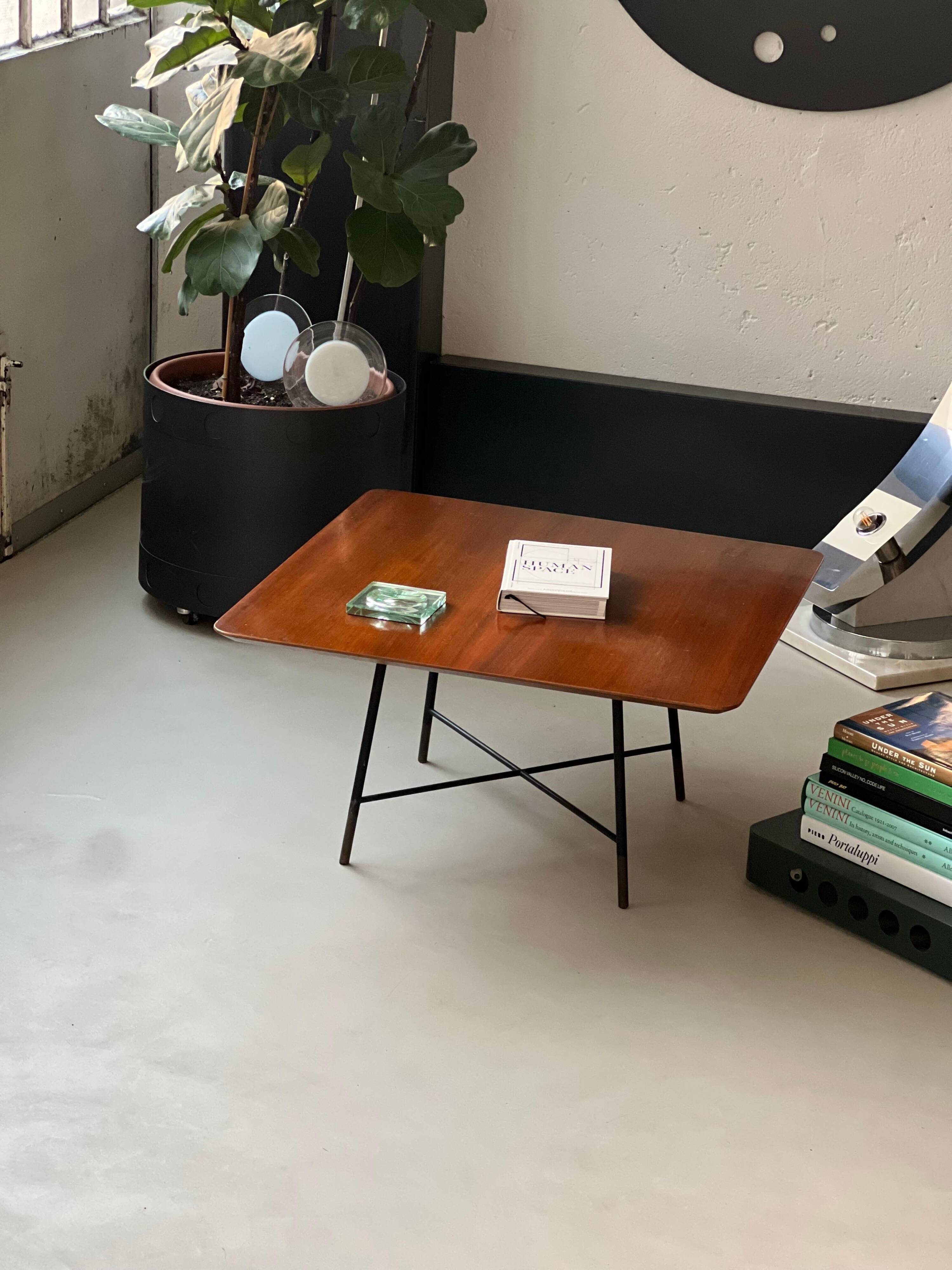Table basse en bois et métal/laiton par Ico Parisi pour Cassina 1957