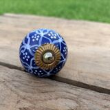 Genuine stoneware door knobs