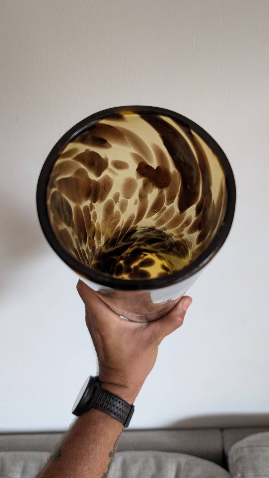 Large cylindrical vase in blown Italian glass – Tartaruga decor