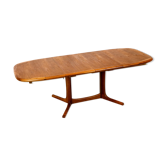 Vintage extendable Danish design dining table from Dyrlund made in the 60s