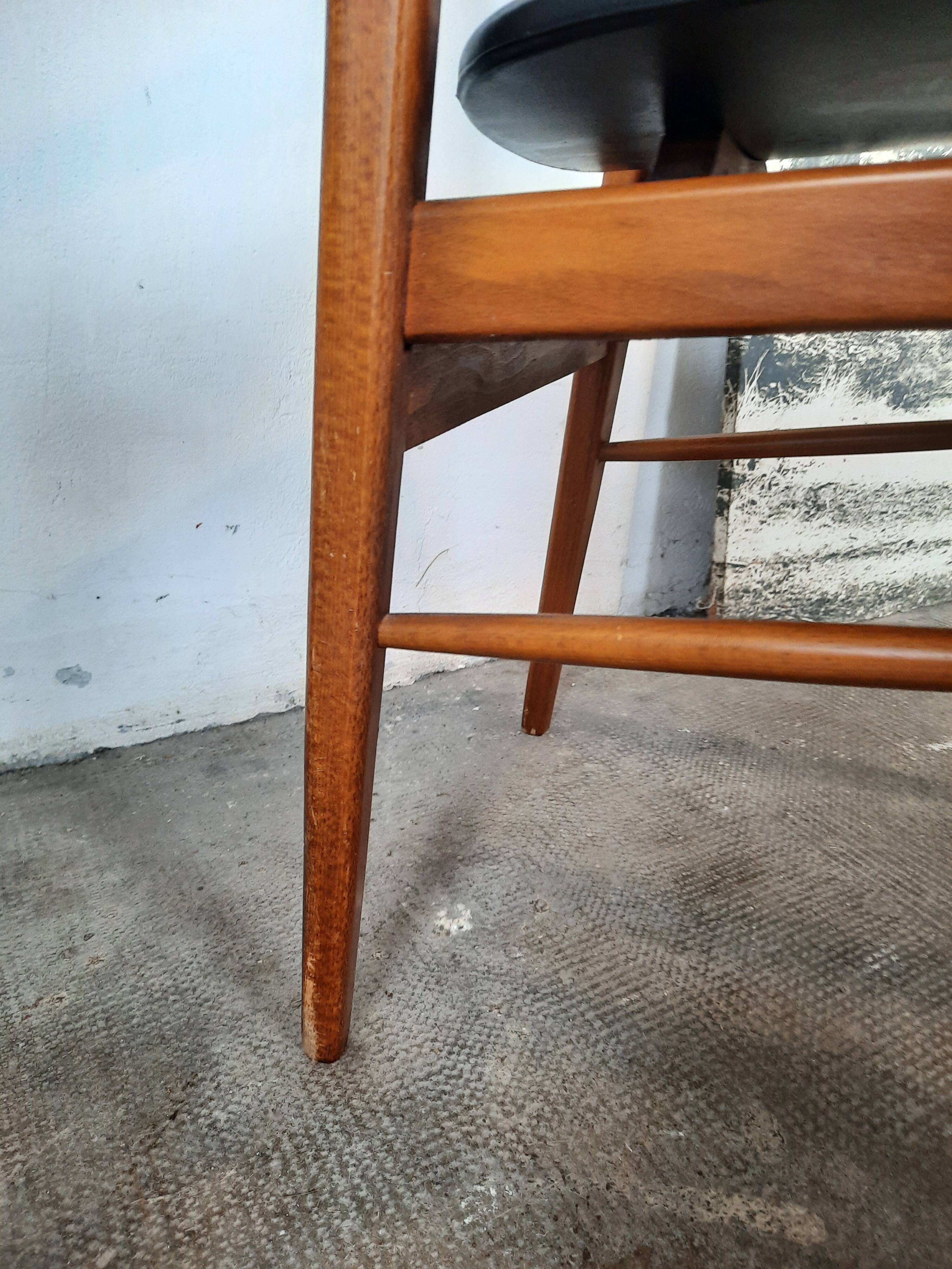 Set of 4 vintage Scandinavian chairs with Skaï seat