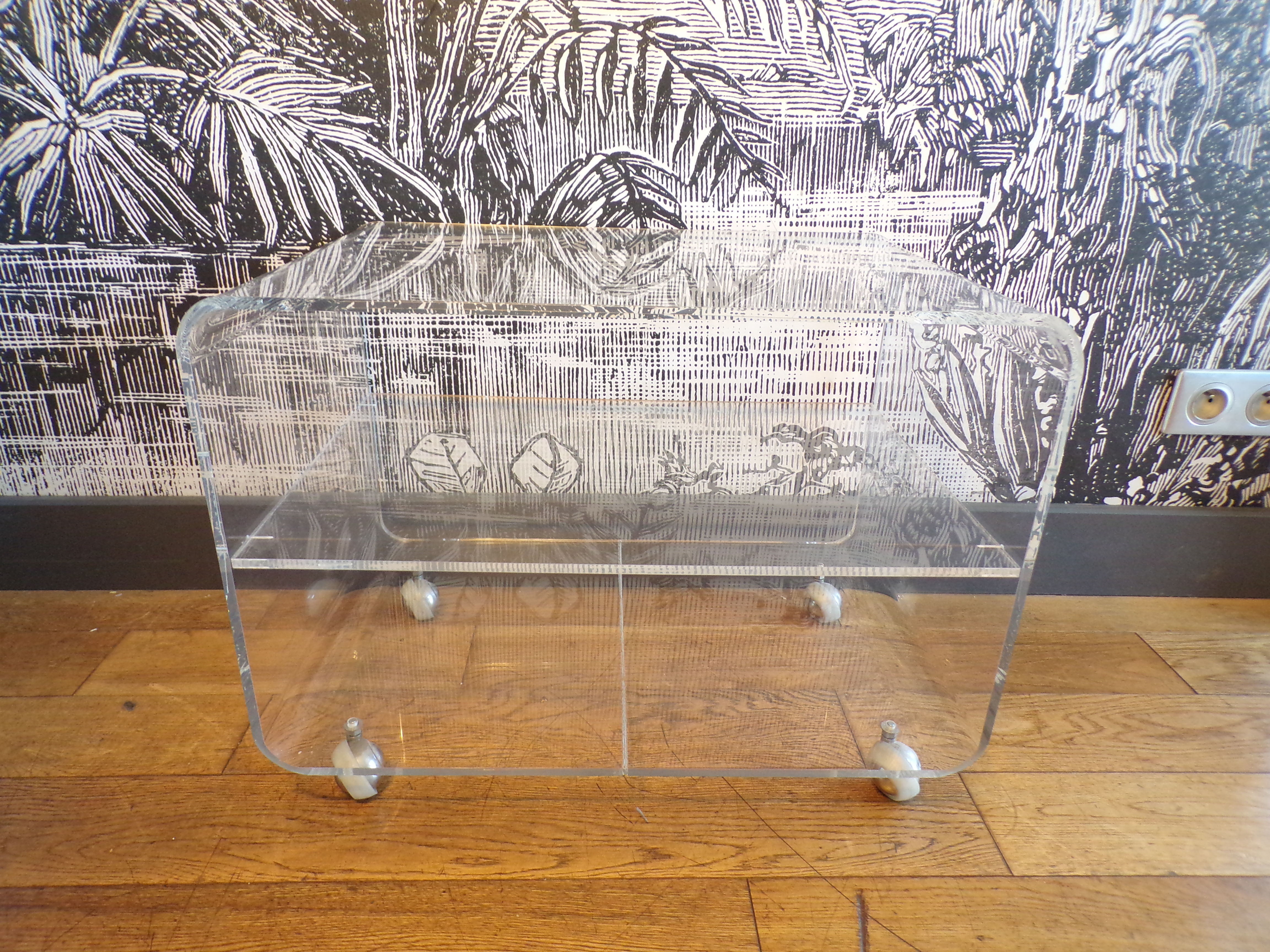Meuble plexiglas vintage