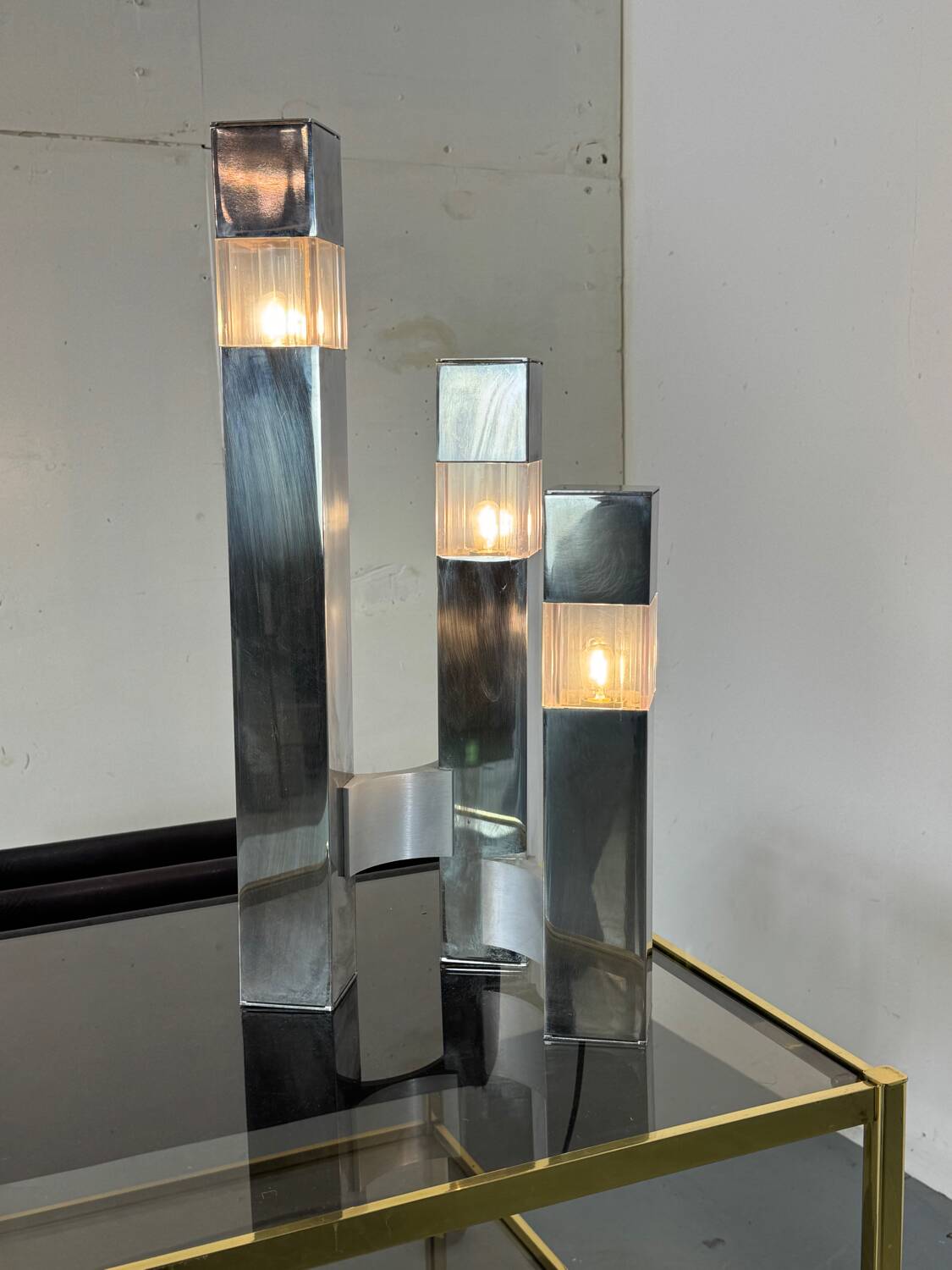 Very Mid-Century Modernist Architectural Sciolari Cubic Table Lamp by Gaet