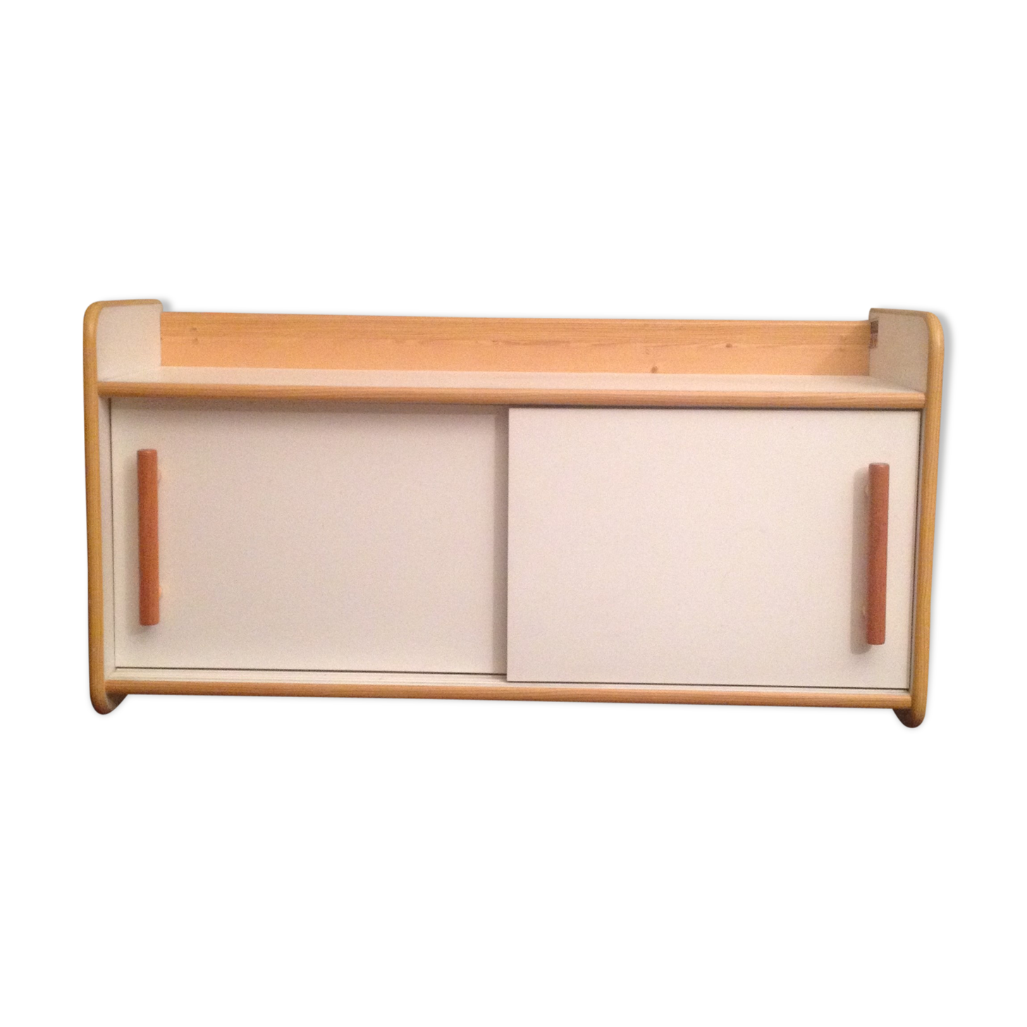 Wall shelf Scandinavian style