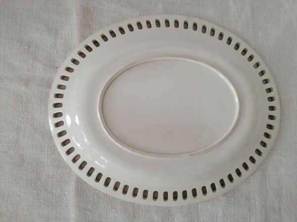 Panier et plateau en faïence Wedgwood
