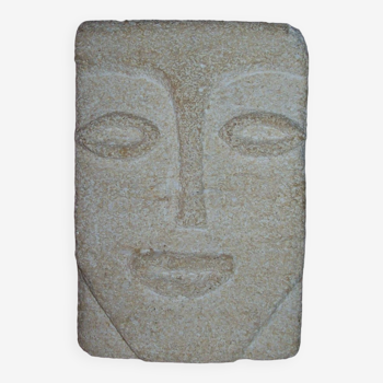 Lampe visage Albert Tormos en pierre sculptée