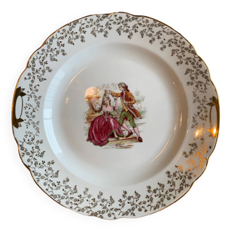 Plat en porcelaine