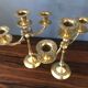 Paire de chandeliers en laiton