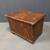 Popular art box with striped pattern
