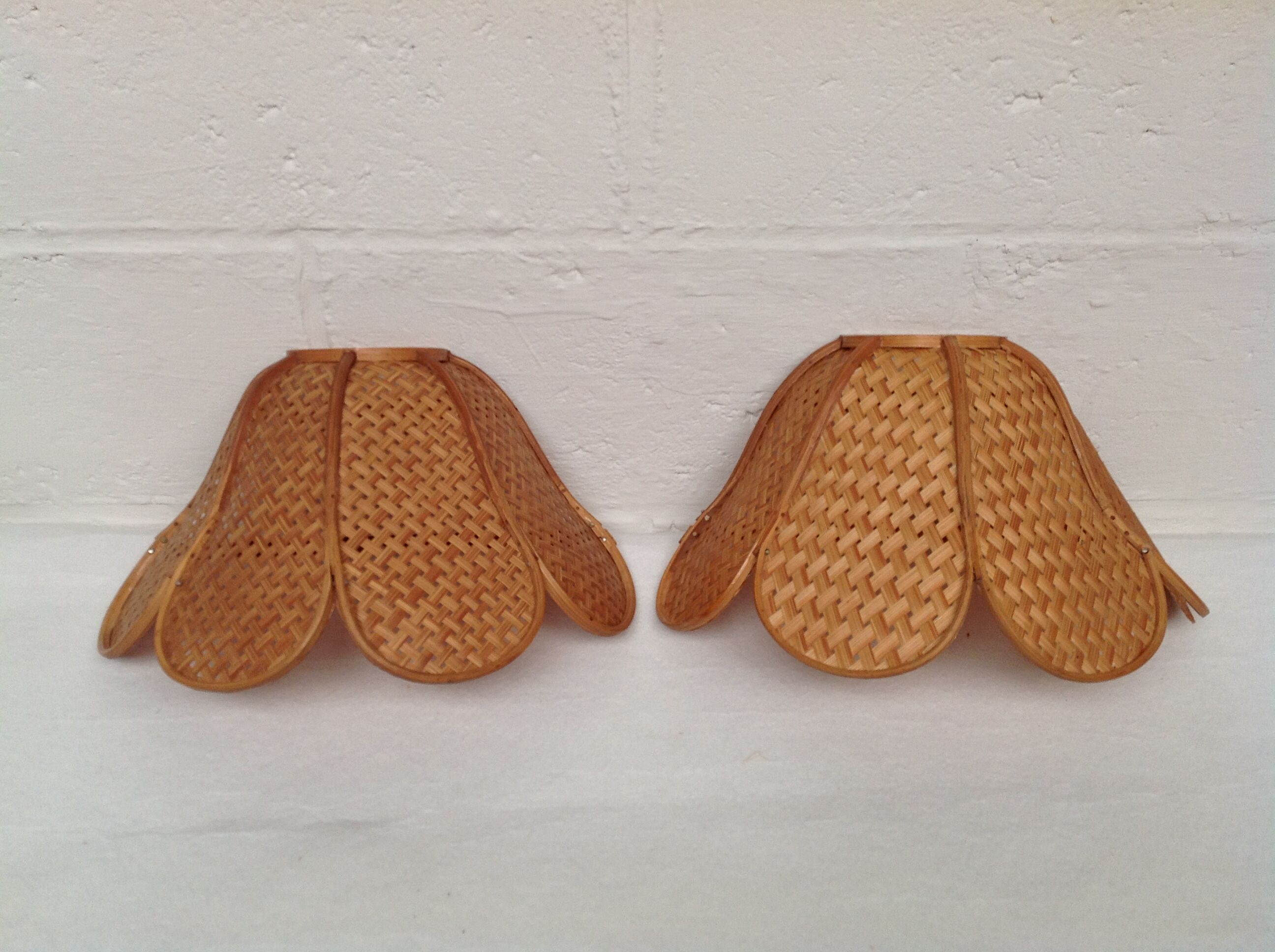 Pair of wicker wall wall light
