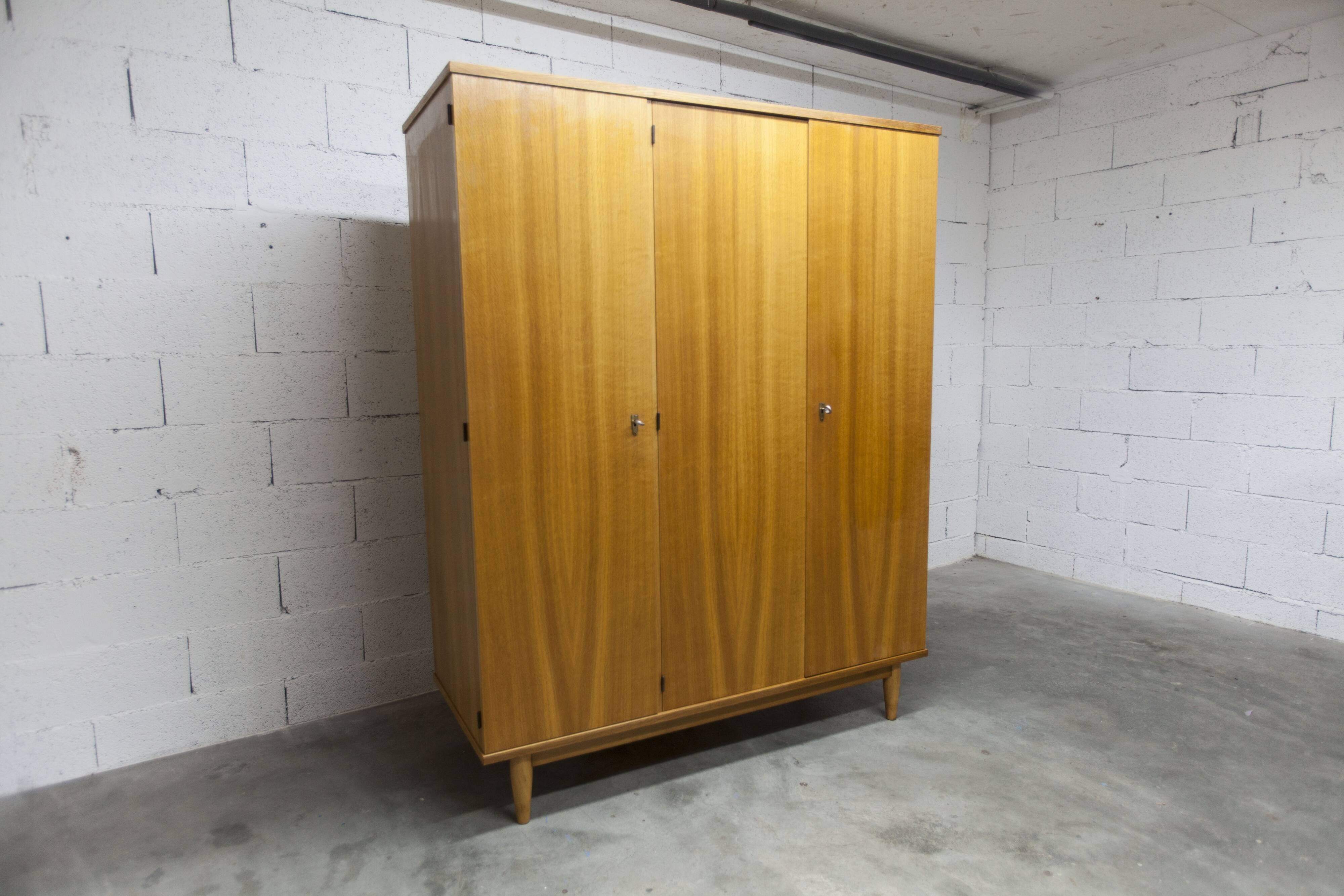 Scandinavian 3-door wardrobe in blond teak