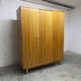 Armoire scandinave 3 portes en teck blond