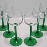 Set of 6 stemmed glasses