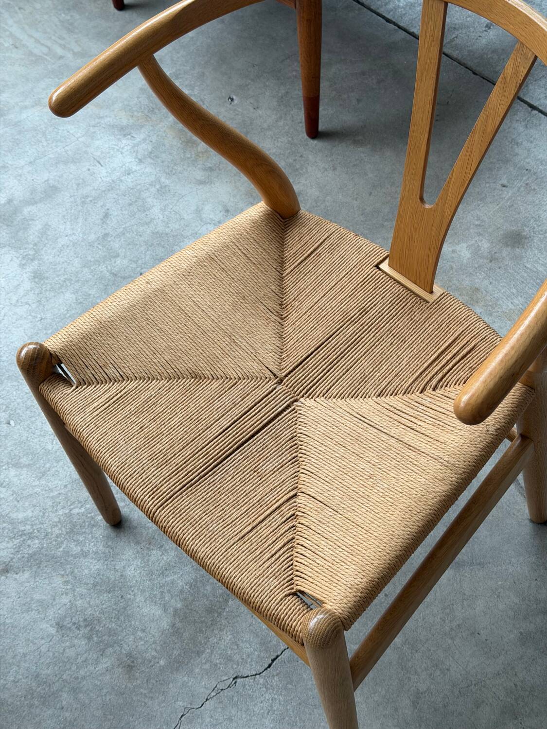 Set of 6 'CH24' wishbone dining chairs by Hans J Wegner for Carl Hansen, De