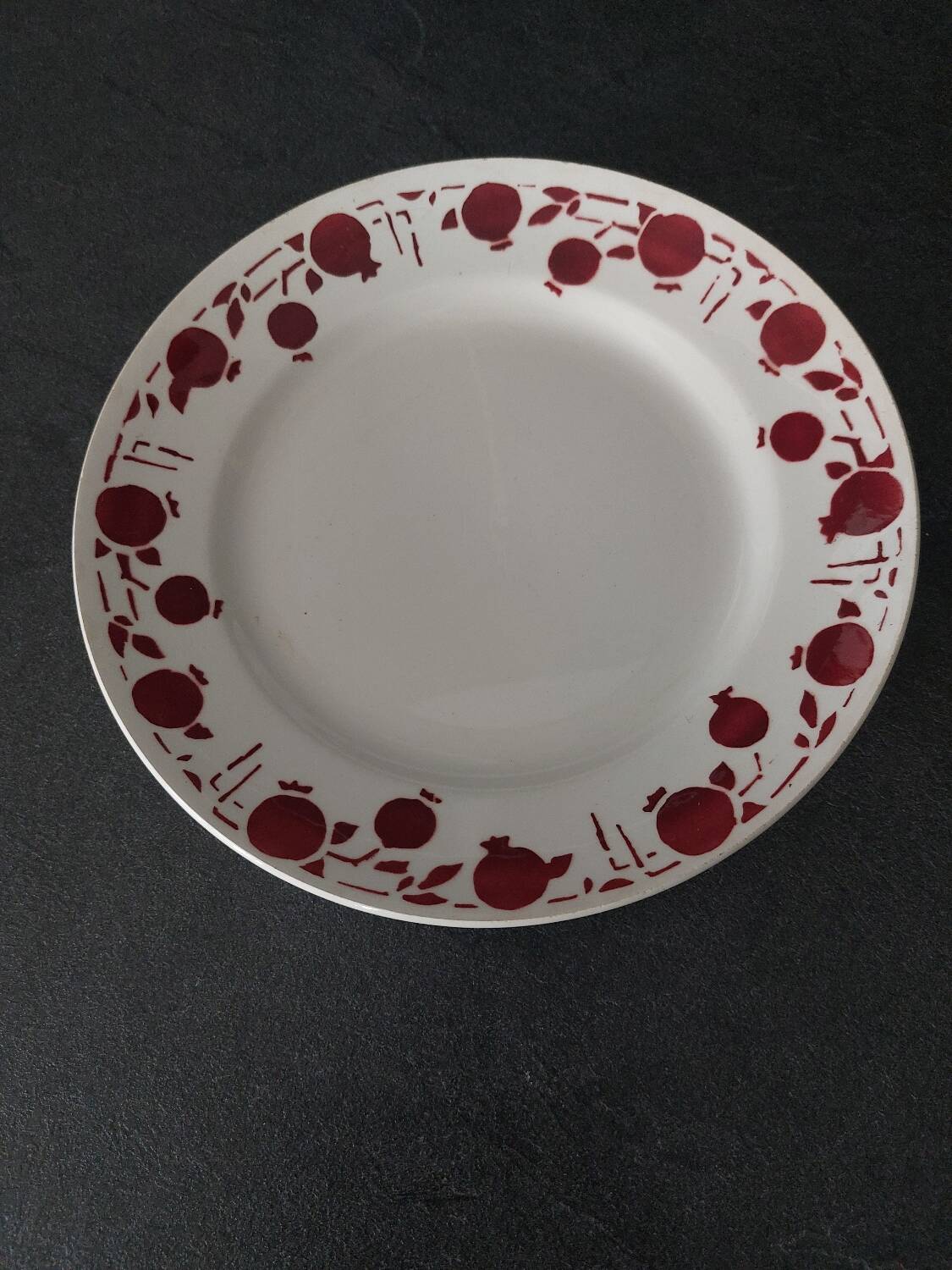 Vintage mismatched plates