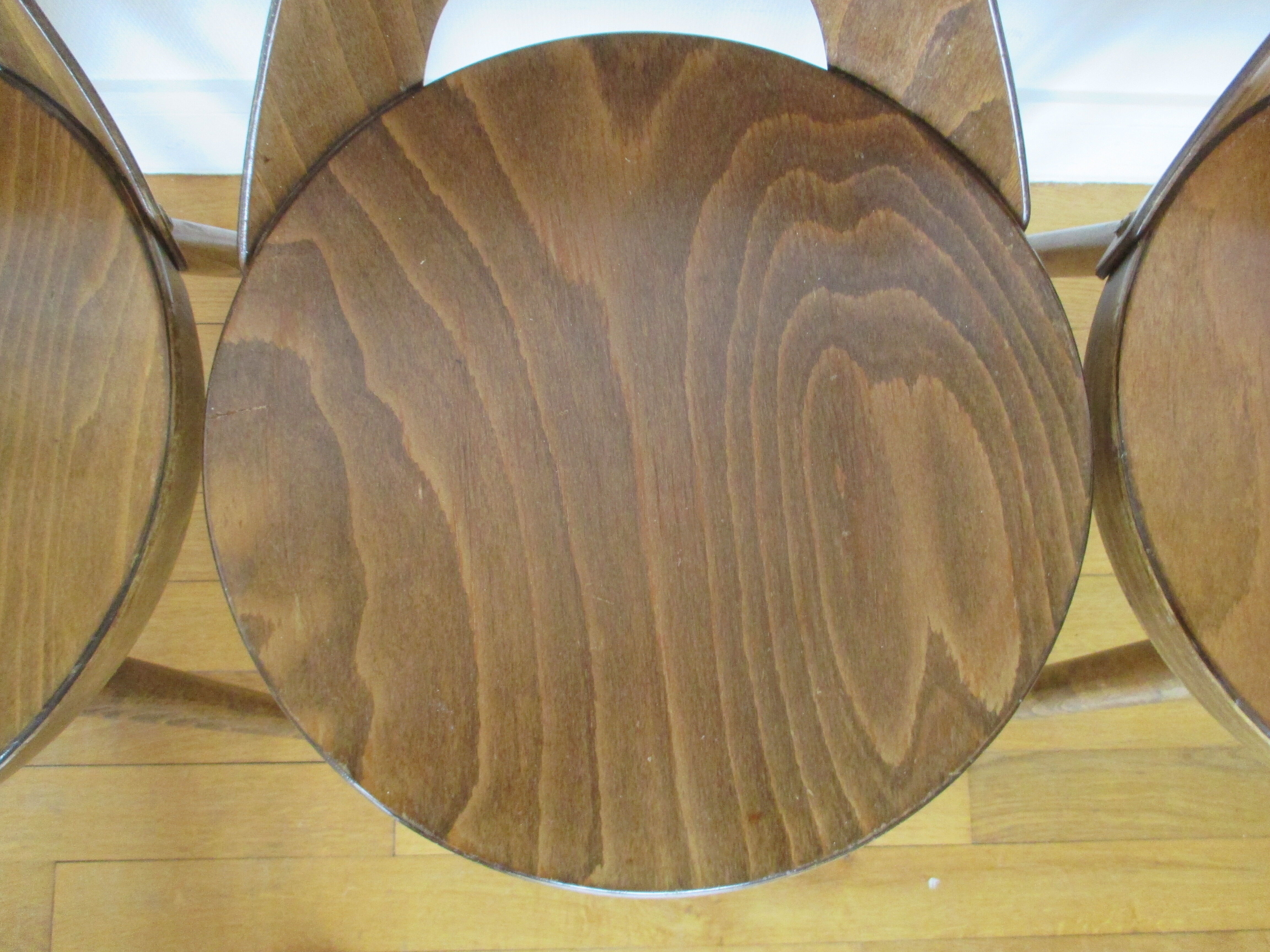 3 Trefle Bistrot Baumann chairs