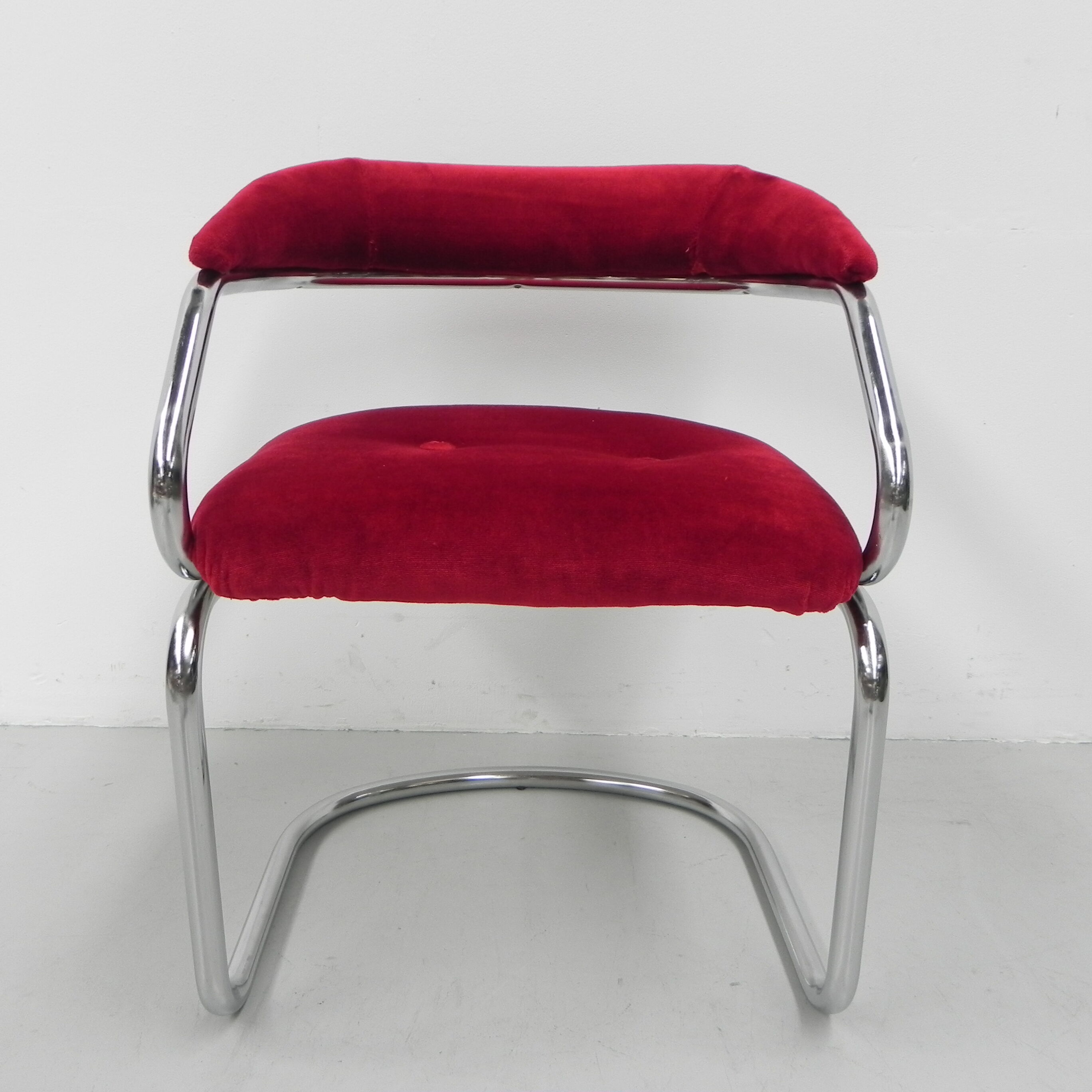 Set of 4 dining table chairs