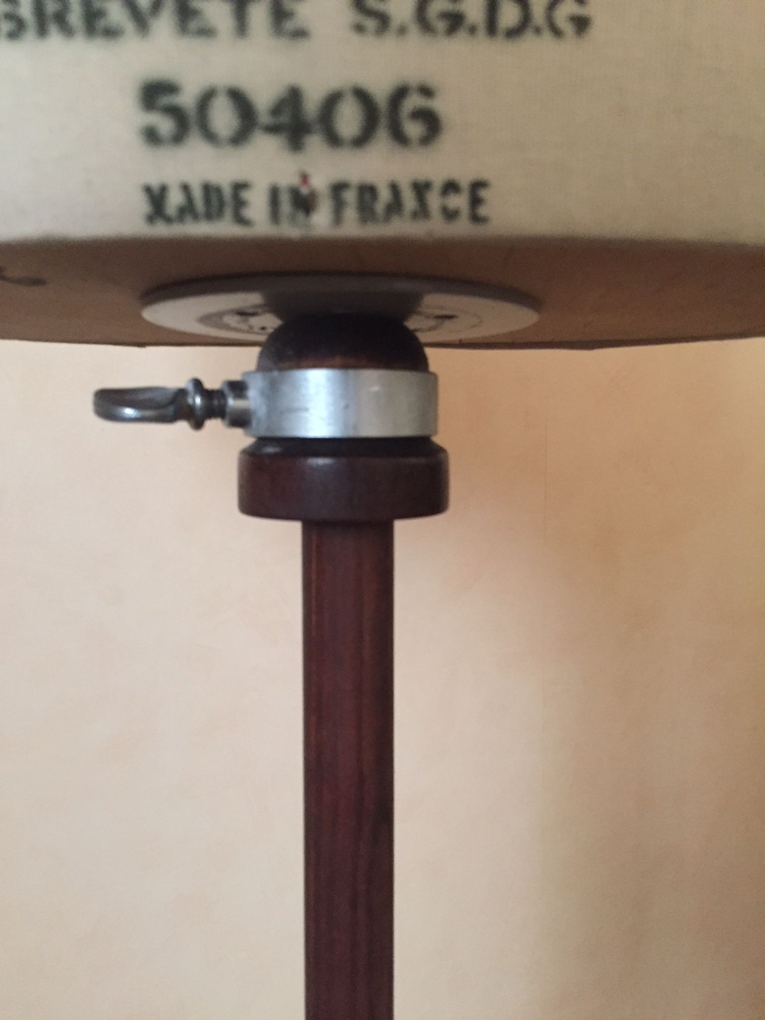 Buste mannequin femme Stockman taille 38 avec trépied en bois ajustable