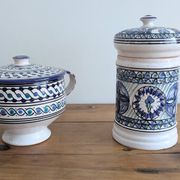 Covered ceramic pot, Tunisian artisan – 1970s – Blue and turquoise