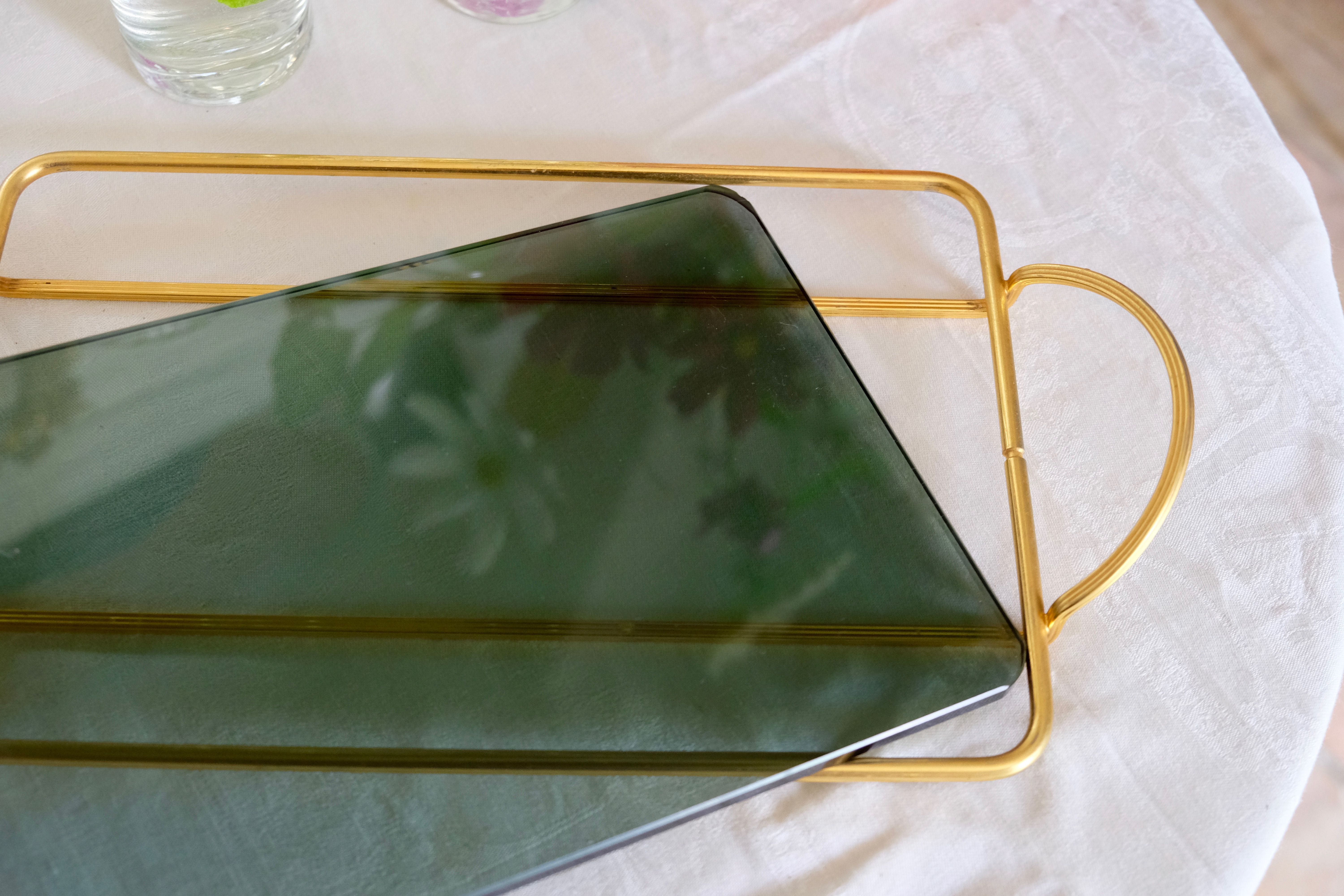 Serving tray in brass and Italian green smoked glass 50s