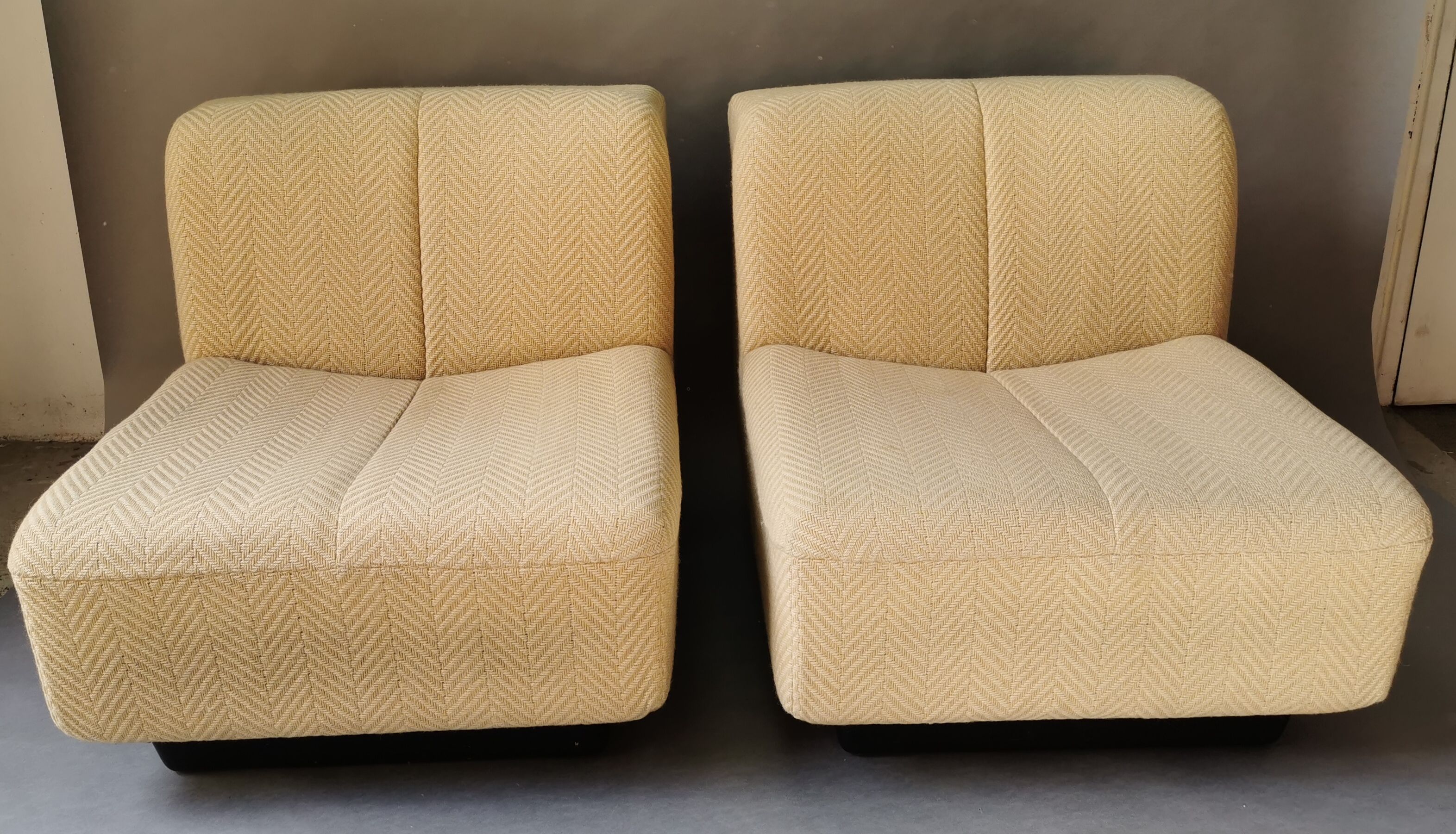 Beige low chair 70s-80s