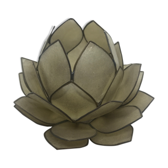 Mother-of-pearl flower and brass