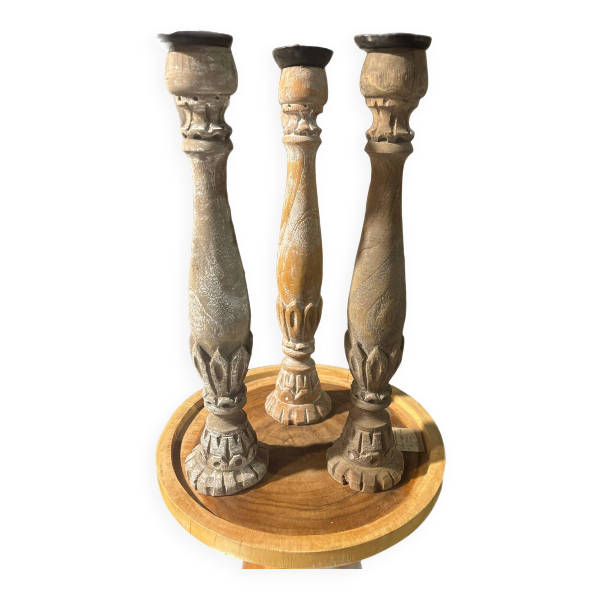 3 chandelier sculptor main